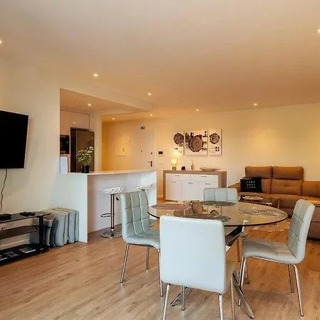 Luxury And Modern In Center Apartamento