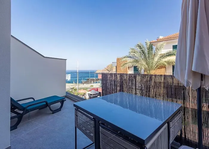 The Jolie - Lava Pools * Porto Moniz