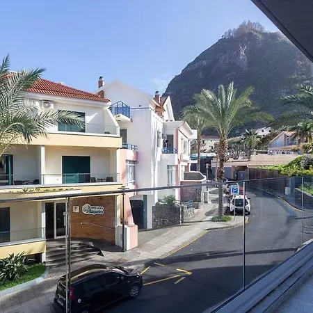 Luxury And Modern In Center Lägenhet Porto Moniz